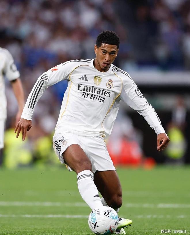 中超赛程更新：关注榜首之争,（中超赛程调整：焦点锁定榜首之争）