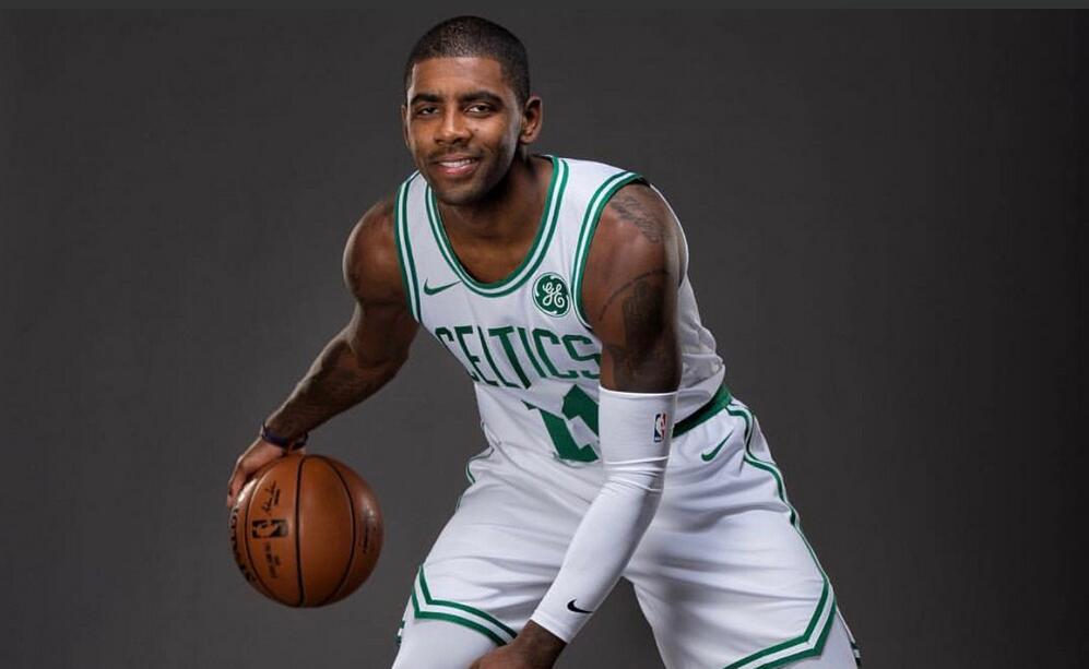 记者：吉乌今天飞往桑德兰，未来24小时内接受体检（记者：吉乌今日启程飞往桑德兰，预计24小时内接受体检）