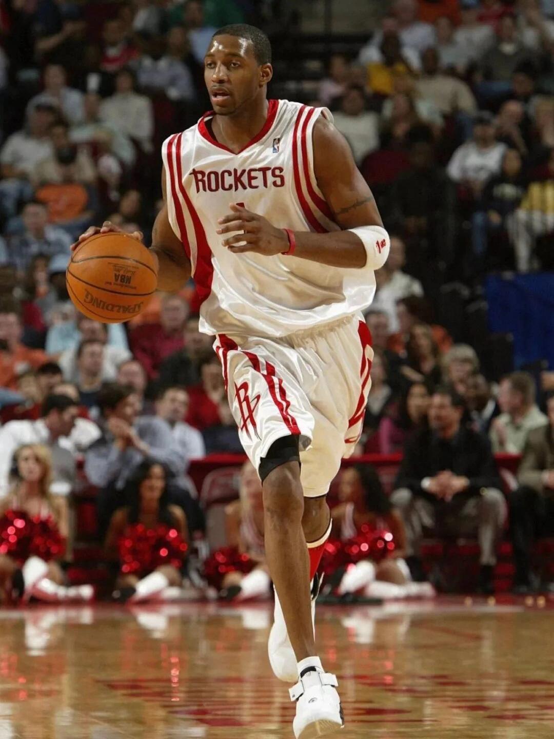 篮球CBA球队发布新赛季口号，目标直指冠军（CBA球队官宣新季口号，剑指总冠军）