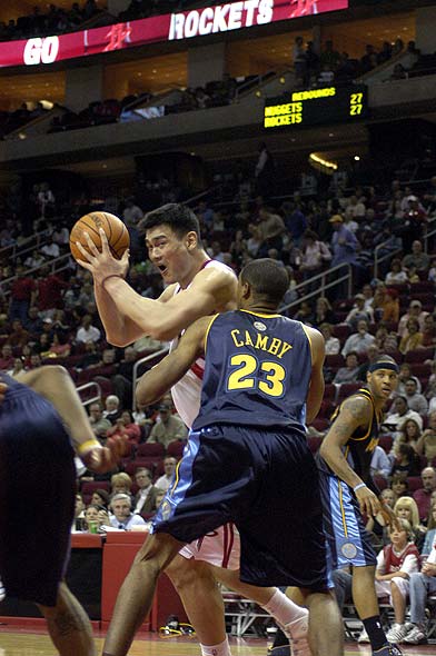 纳瓦罗预感哈兰德会复制姆巴佩的历程，“小蜘蛛”要加强核心力量（纳瓦罗：哈兰德或将走上姆巴佩相似之路，“小蜘蛛”需提升核心力量）