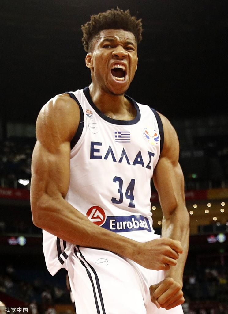 穆雷狂砍50+且命中10记三分，戈登之后队史首人（穆雷爆砍50+且投进10记三分，继戈登之后成队史首位达成者）