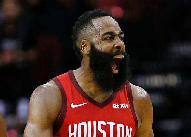 半场战报：汉堡1-0斯图加特，格拉策尔破门（半场：汉堡1-0领先斯图加特，格拉策尔建功）