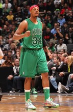 孙兴慜结束十年热刺生涯，当之无愧亚洲一哥（孙兴慜告别热刺十年征程，亚洲一哥实至名归）